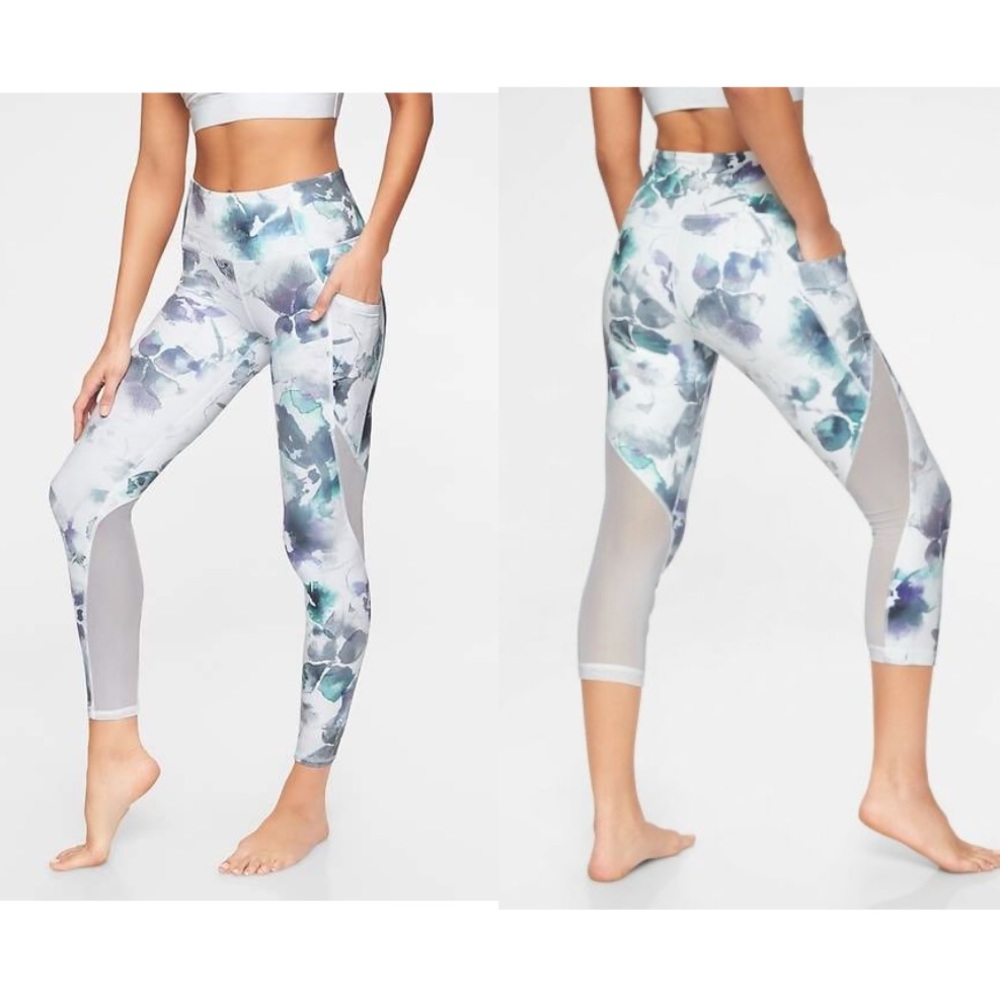 ATHLETA white floral leggings with pockets